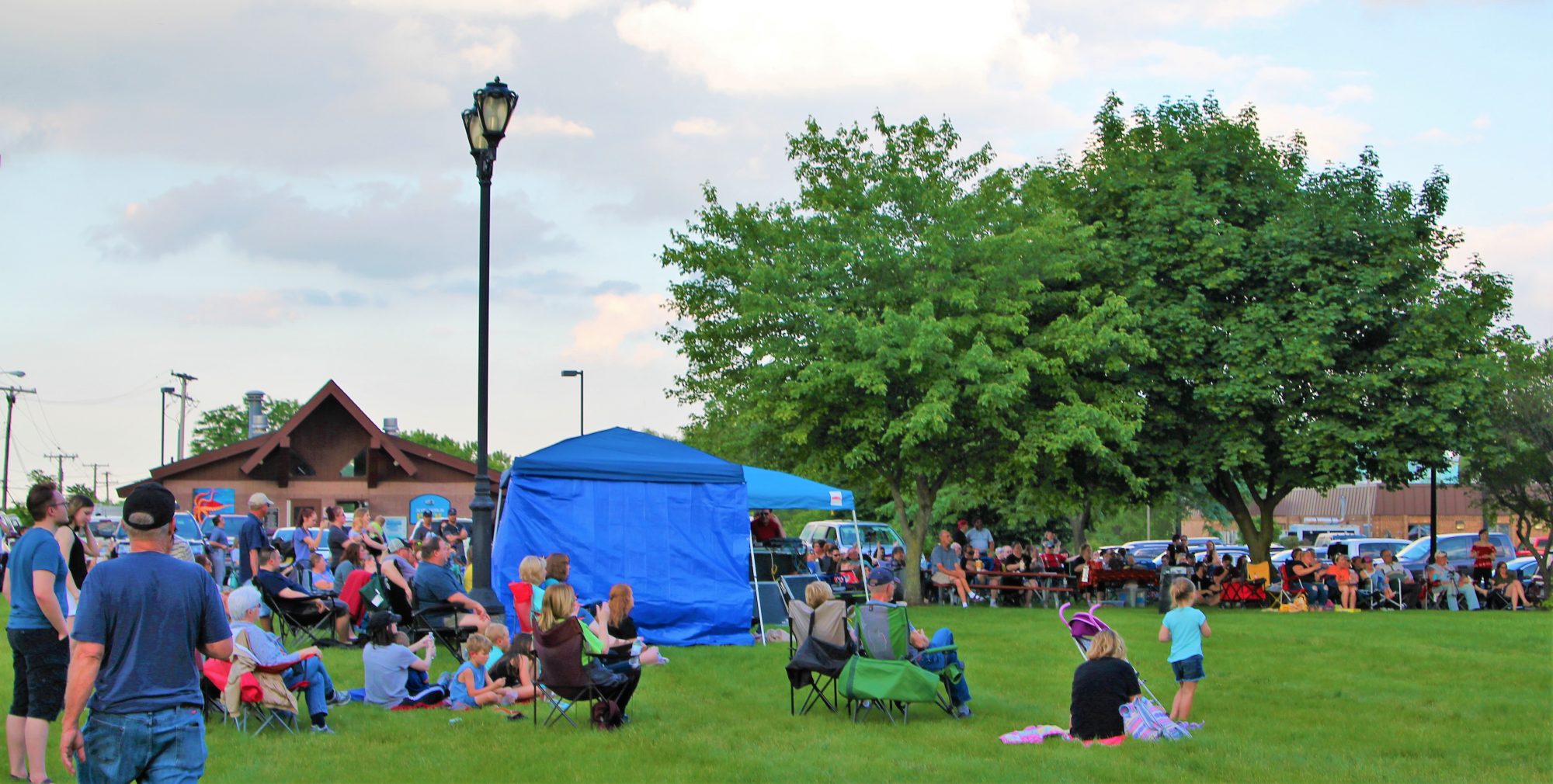 imlay city concerts crowd